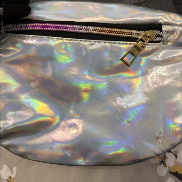 Got2B Holographic Fanny Pack - Picture 4 of 4